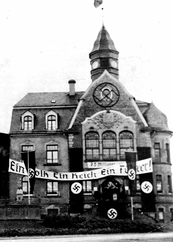 (055) rathaus 1938 reichstagswahl.jpg